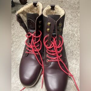 Men's Dark Brown Boots with Red Laces